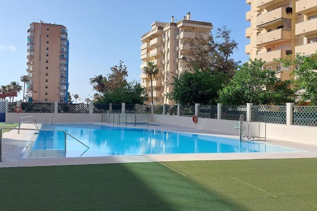 贝纳尔马德纳Elegante Alojamiento Con Piscina A 200 M Del Mar.公寓 外观 照片